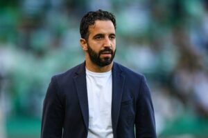Amorim makes key move to replace £47m Man Utd star.